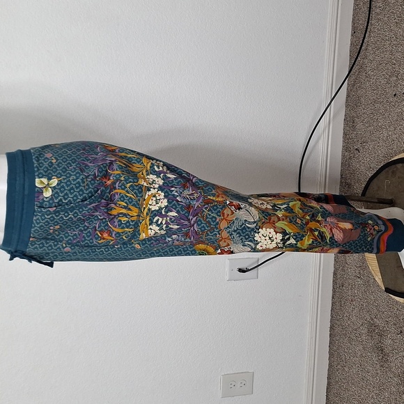 SALE! Johnny Was JW Los Angelos Quiet Luxury French Terry Floral Ankle Pants L - Picture 7 of 16